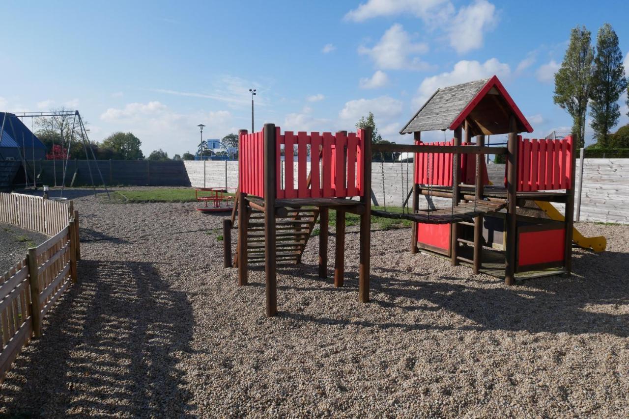 Camping Sainte Mere Eglise Kültér fotó